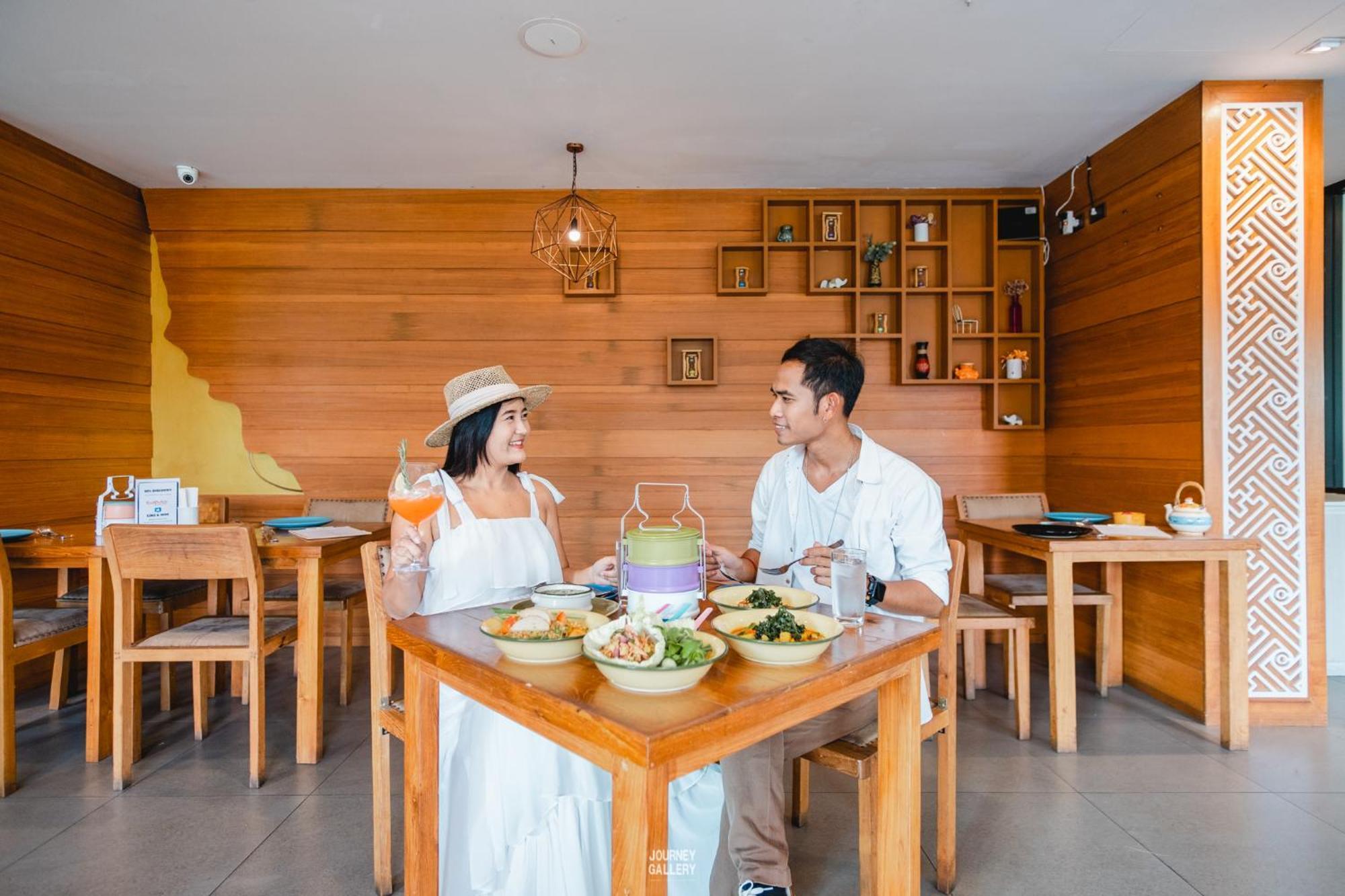 Cmor By Recall Sha Extra 4* Chiang Mai